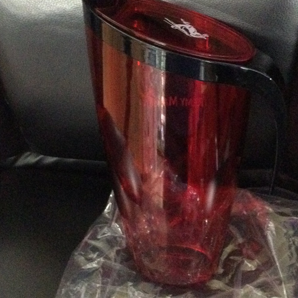 New Remy Martin Pitcher - Picture 6 of 13